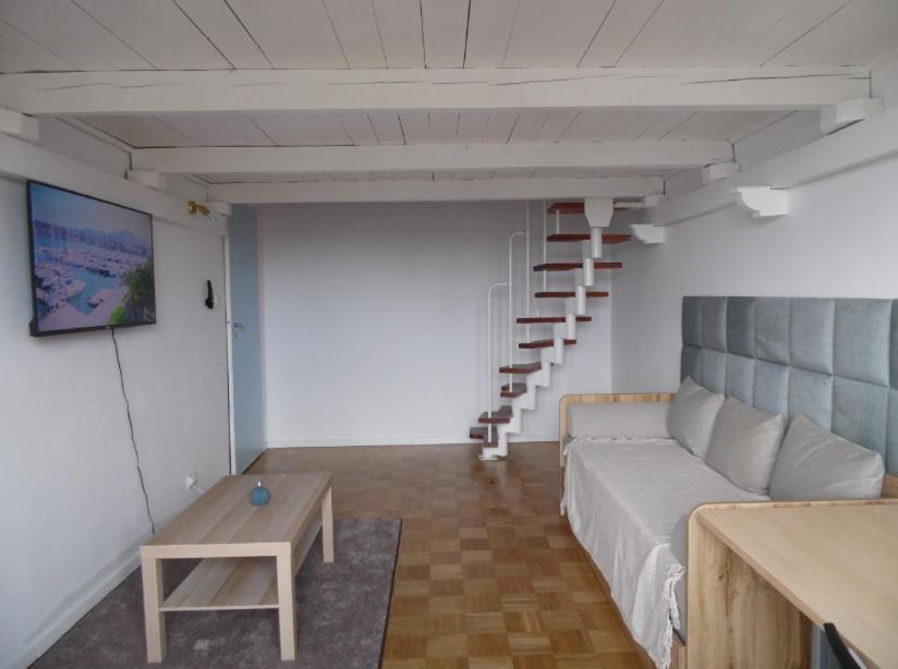 Mezzanine Apartment Wroclaw